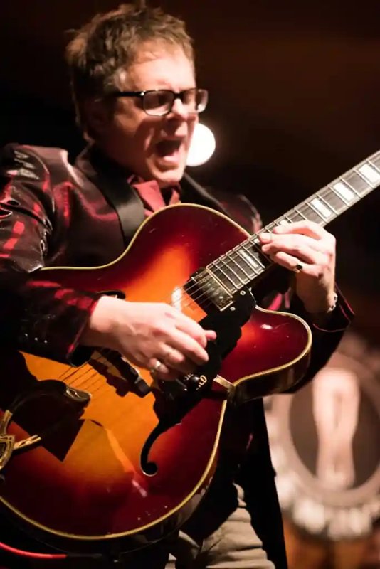 Charlie A'Picella, with special guest Daniel Carter